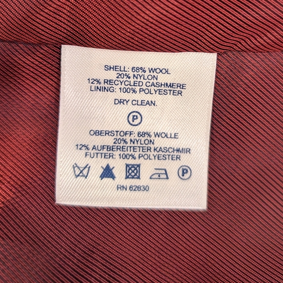 Red double-breasted lands in size 4 wool pea coat. - Picture 5 of 5